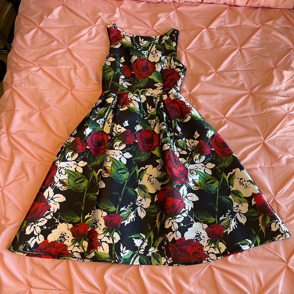 Floral Midi Length Dress with Roses Size S